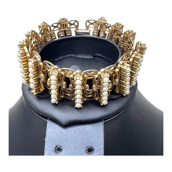 Vintage Gold Tone Bracelet Art Deco Heavy Statement Faux Pearl Detailing READ - Picture 1 of 8